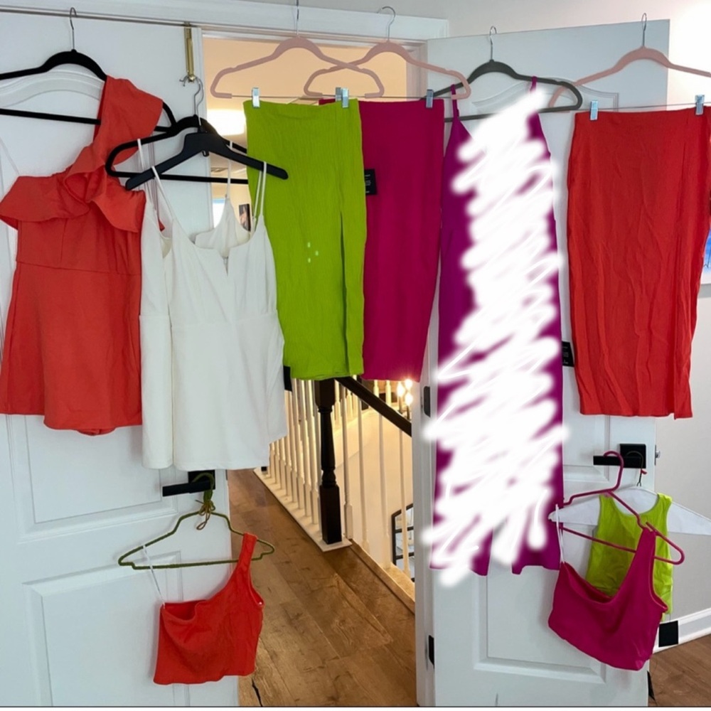 NWT Lulus FOUR outfit bundle